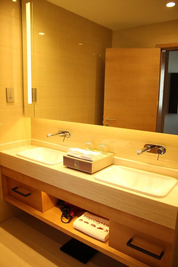 Intercity Hotel Qingdao Dış mekan fotoğraf