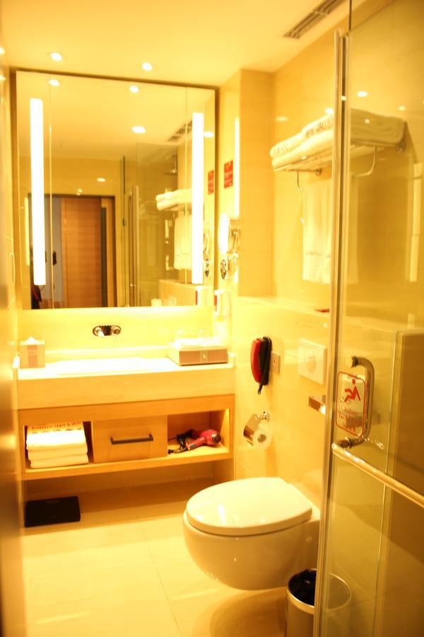Intercity Hotel Qingdao Dış mekan fotoğraf