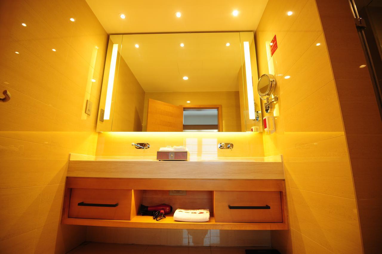 Intercity Hotel Qingdao Dış mekan fotoğraf
